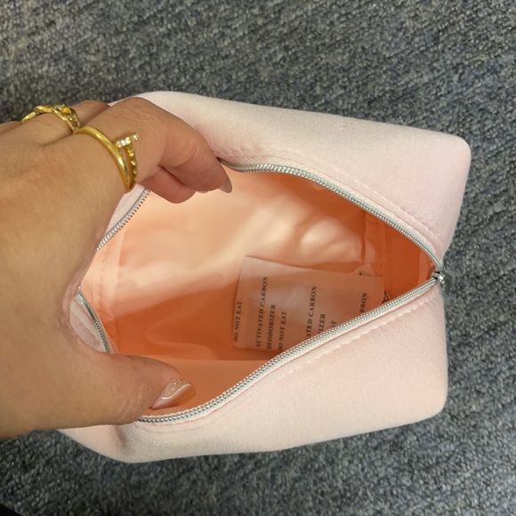 Dior cosmetic pouch - Picture 5 of 6